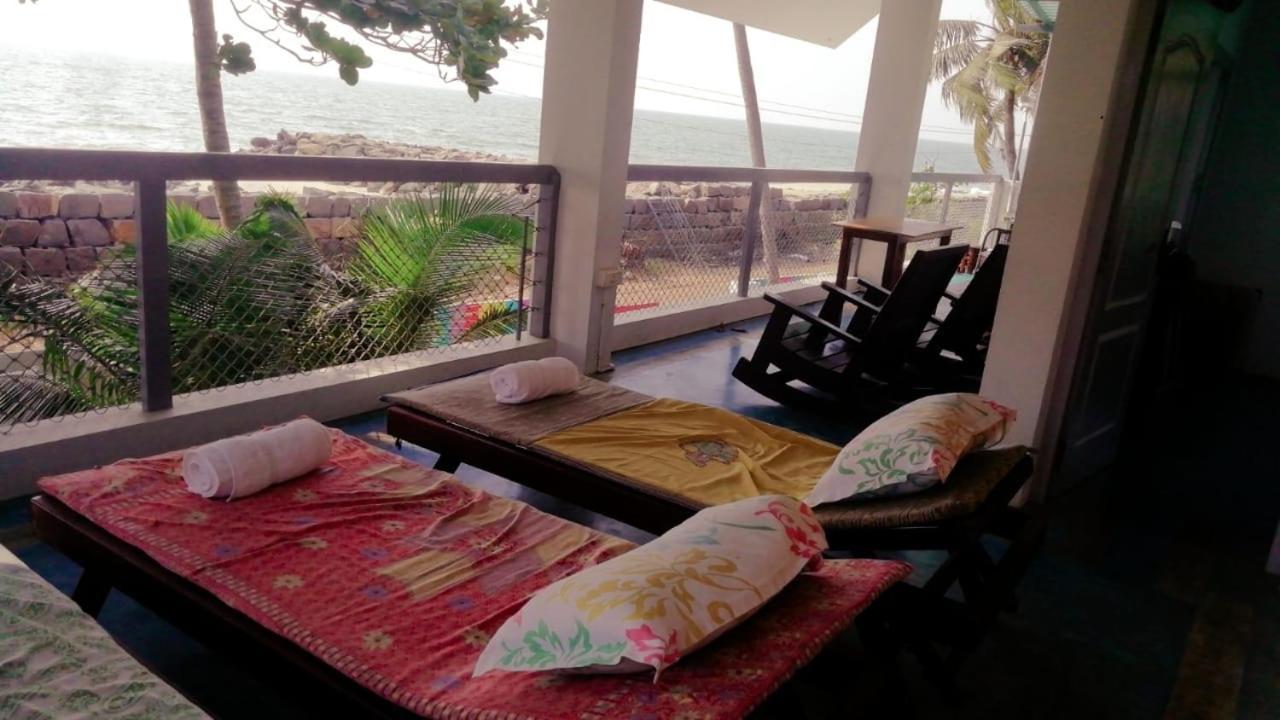Chameleon Beach Lodge By Peace Rob Hotels Cherai Beach Esterno foto